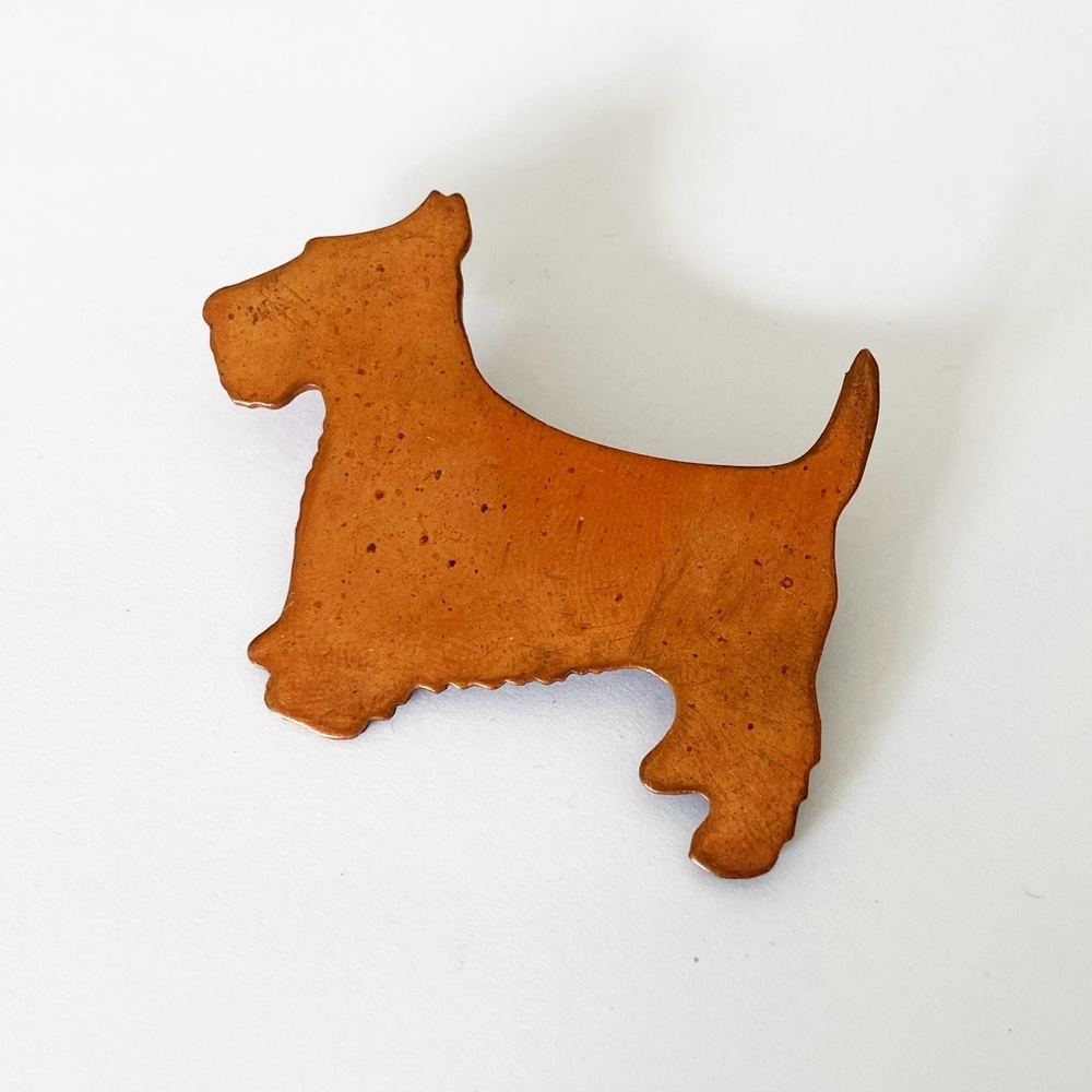 Vintage solid copper Scotty dog brooch pin